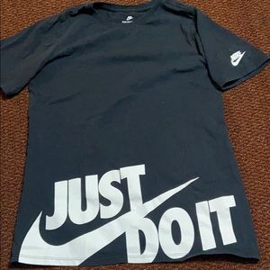 Nike T-Shirt